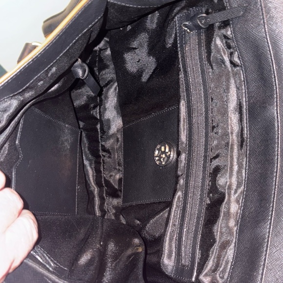 DKNY  vintage  shoulder bag  large leather  black/brown. Silvertone HW. Excellen - Picture 4 of 17